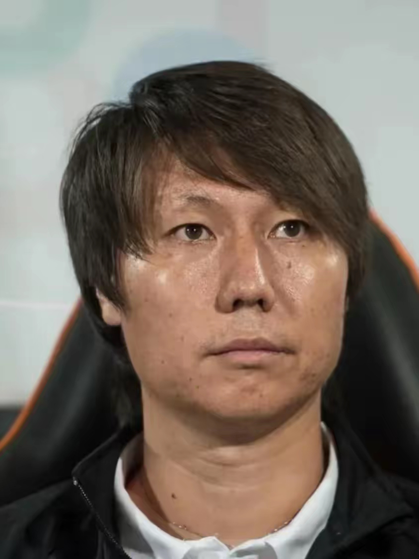 李铁安心服刑吧，别挣扎了​二审维持原判20年，考虑到他在2022年11月就已经