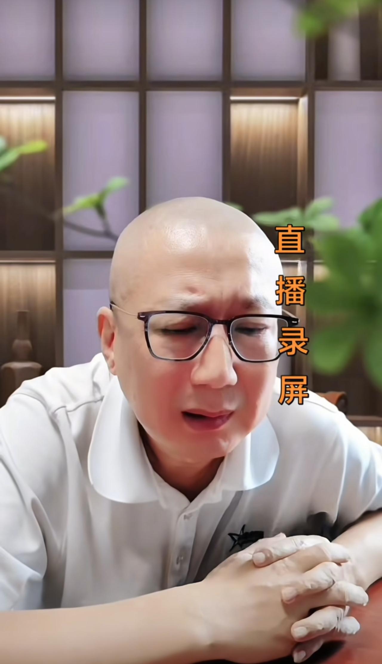老汪表示，自己从来没有说过马季一句坏话，也从未跟风诋毁过这位相声大家，同时还专门