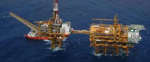 春晓油气田的事终于公开化了。今年1月7日东海那一声钻头的轰鸣，其实是中国憋了整整