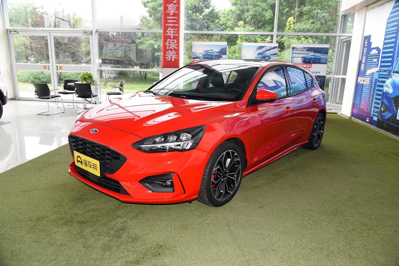 三缸机二手福克斯能不能买，11月15号随着最后一辆福克斯走下产线，正式宣告了车型