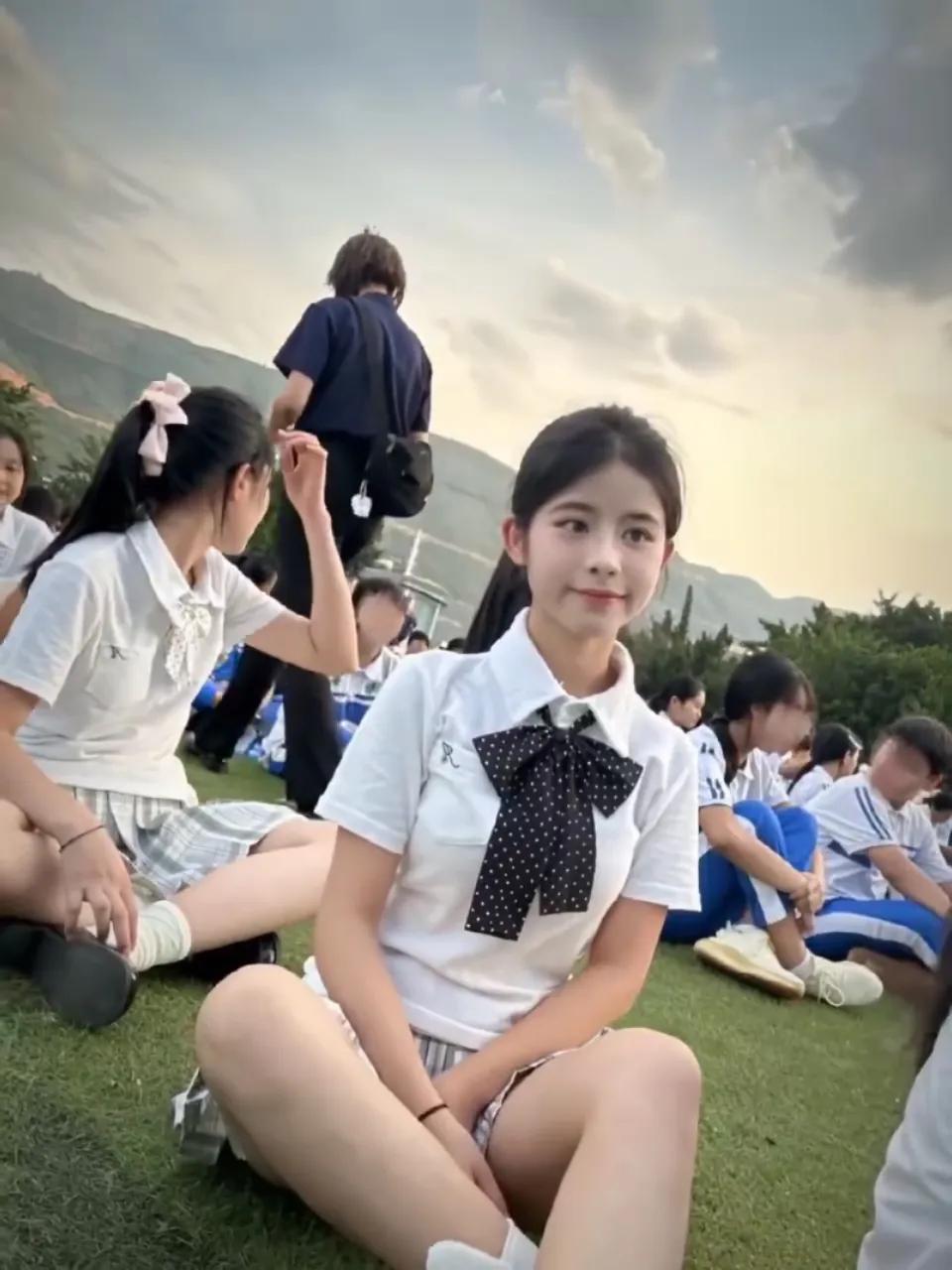 你们有没有怀念自己17岁的青春期的样子？