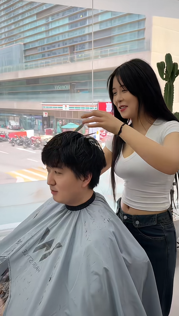 来和男朋友剪个发下次不来这家店了