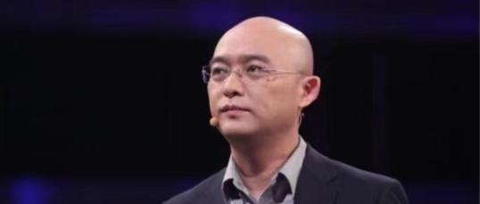 《非诚勿扰》中，男嘉宾自我介绍：“我整天和土地打交道！”瞬间灭了6盏灯，说工资