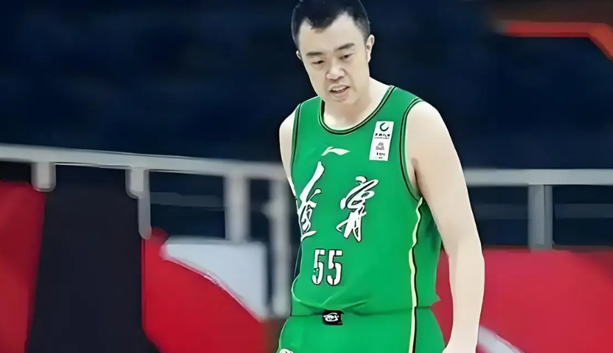 不出意外的话！韩德君退役后去向四选一:1.辽宁队领队   40%2.辽宁