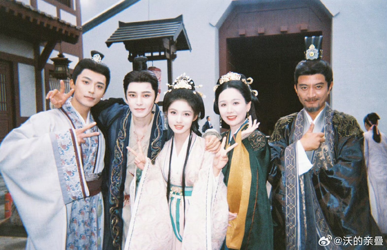 小侯小丁这些搭妹妹还是比较压得住、有cp感一些​​​