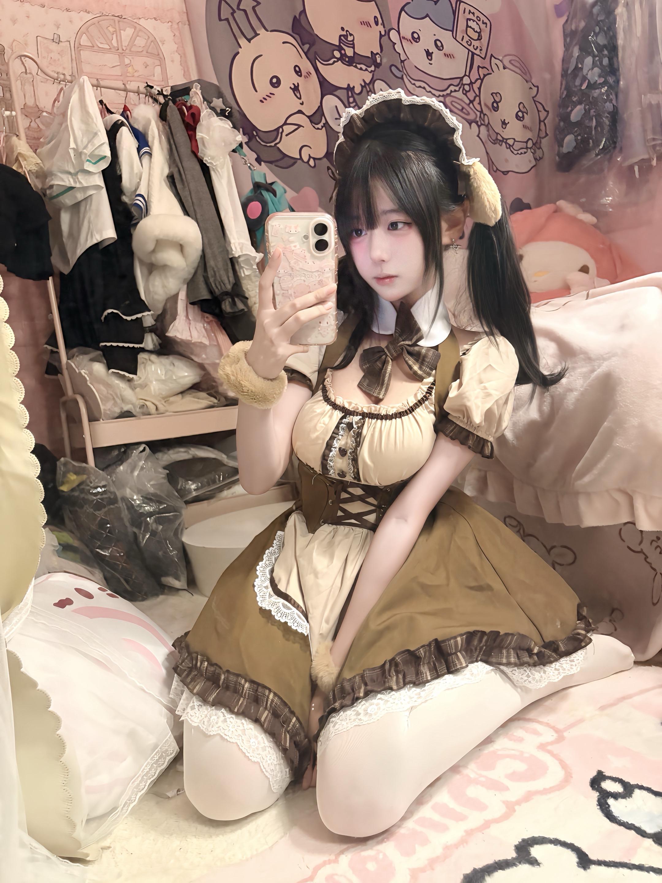 萌妹日系柴犬女仆