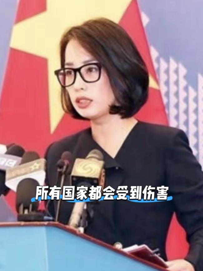 越南发言人真是人美心善口条好。一句话戳破日本记者的小心思，格局直接拉满。1