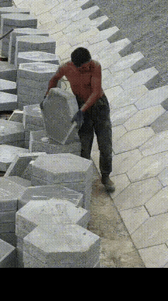 不得不说，这样的工作，给我五百一天，我都干不来！[捂脸哭][捂脸哭][捂脸哭]