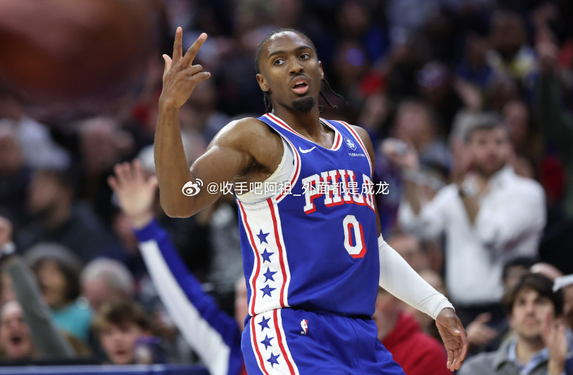 今日，NBA常规赛继续进行，76人在客场挑战快船。半场，76人全队外线手感滚烫，