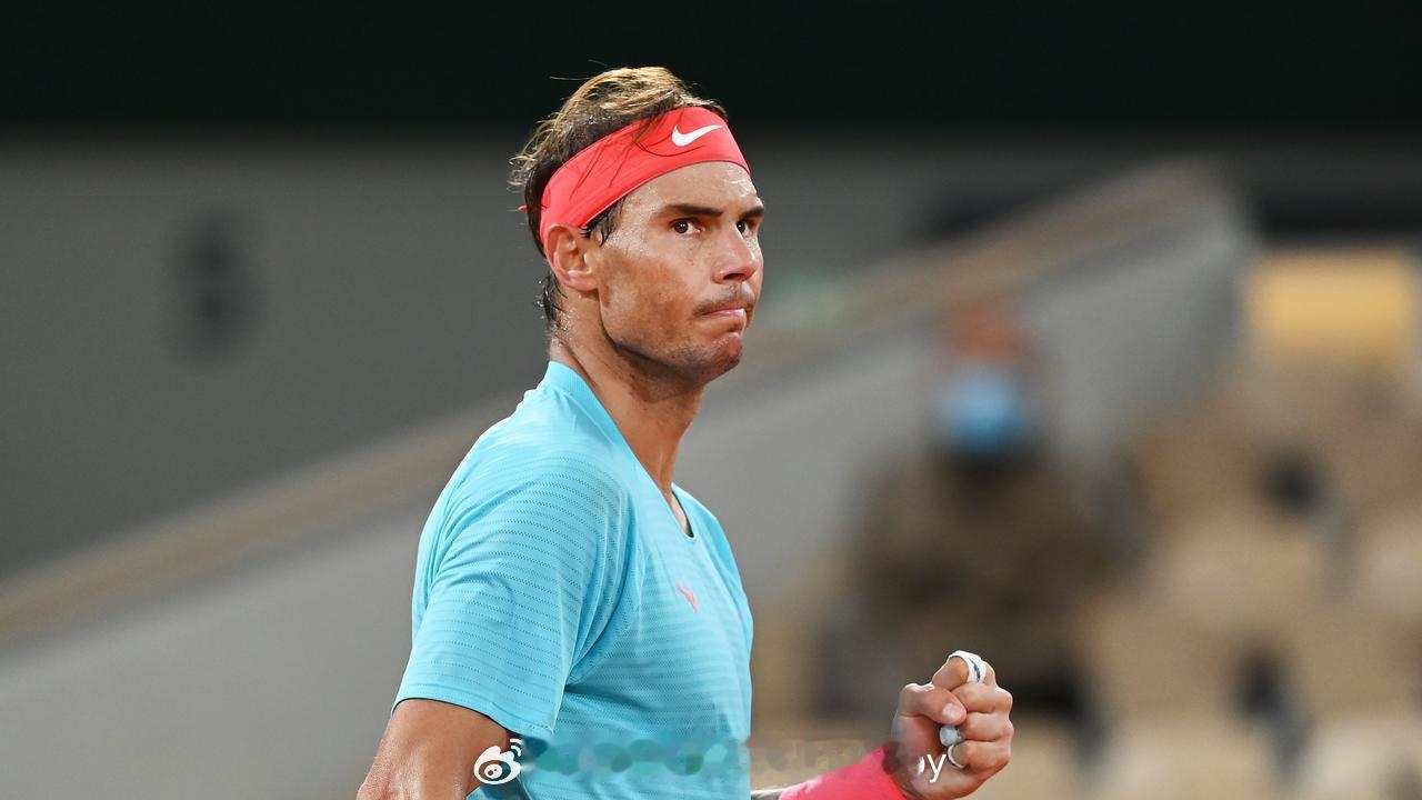 拉斐尔·纳达尔回答了他最喜欢的法网决赛拉法❤️“也许是2020年决赛的前两盘。非