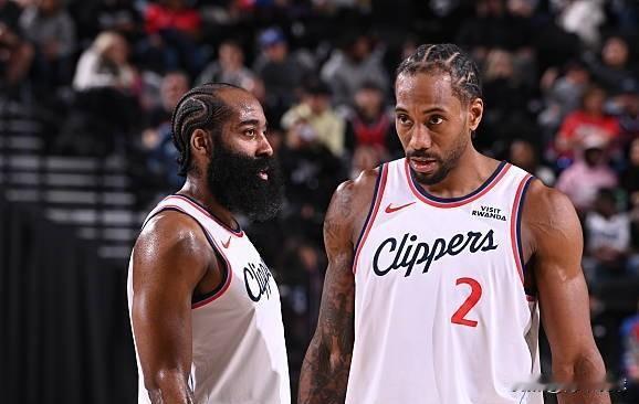 一个全明星都没有！最惨东道主诞生了！今天早上，NBA官方公布了东西部全明星替