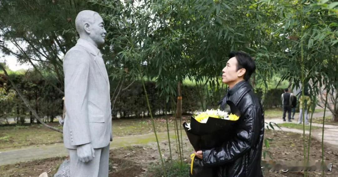 终于明白人民日报为何会夸于和伟了不是因为他演技好，也不是因为他帅更不是因为他