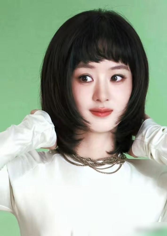 搞错了。这根本不是拙劣模仿《花千骨》，这是一场策划了九年的精准收割，结果镰刀把自