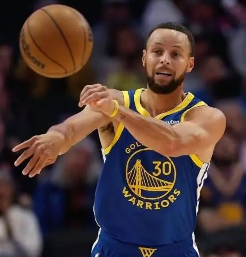 勇士惨遭步行者10分逆转！一战打出几个不可思议的事实第一个:库里明显的下滑，上