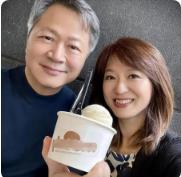 赖岳谦选择留在台湾！福建高校开出的条件不错。但他想都没想就拒绝了。妻子周