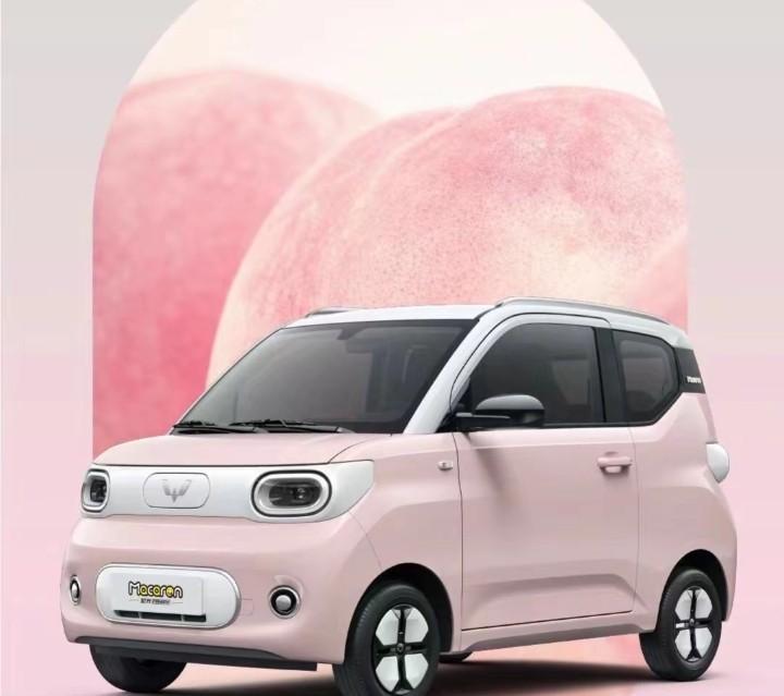 我发现，五菱宏光MINIEV这种微型电动车，正在悄悄改写城市通勤的规矩。