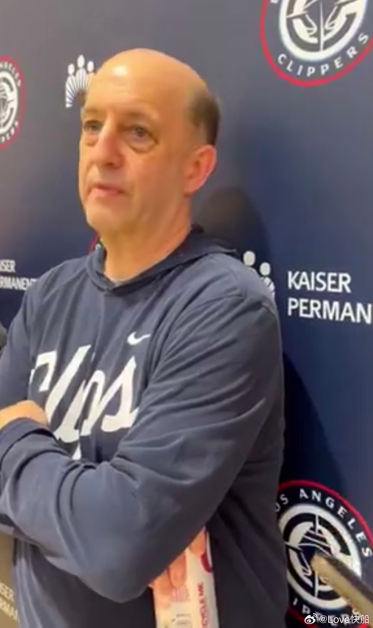 今天代理主教练杰夫·范甘迪对加兰回归后伦纳德的防守角色发表了一番很有意思的评论：