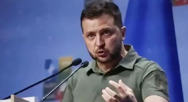 为什么乌克兰都快打亡国了，也不愿投降？说白了，乌克兰死活不投降，核心就两点：一是