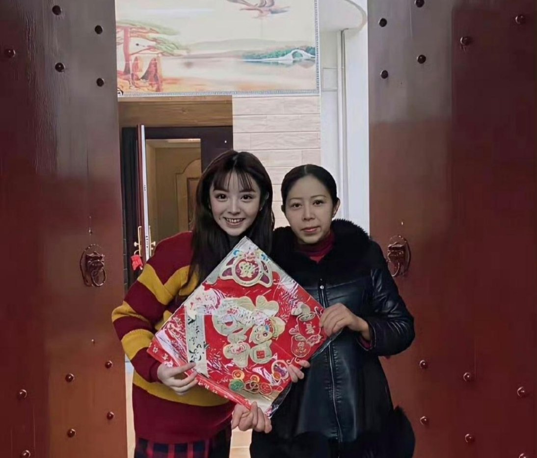 田曦薇“基因彩票”实锤！这颜值是老天爷追着喂饭吃啊