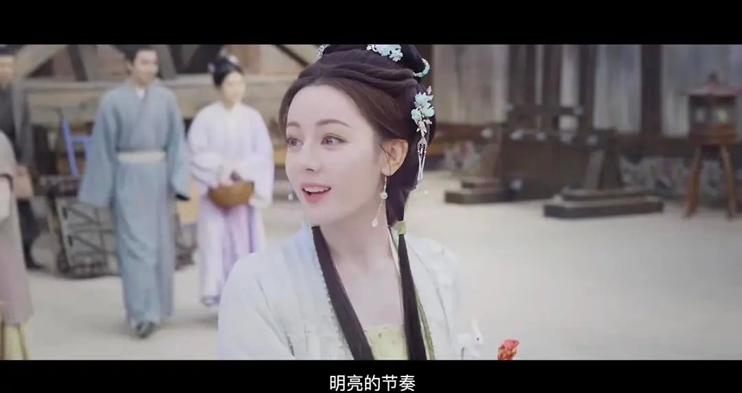 白日提灯这滤镜太离谱了吧是为了照顾两个人的皮肤不好吗