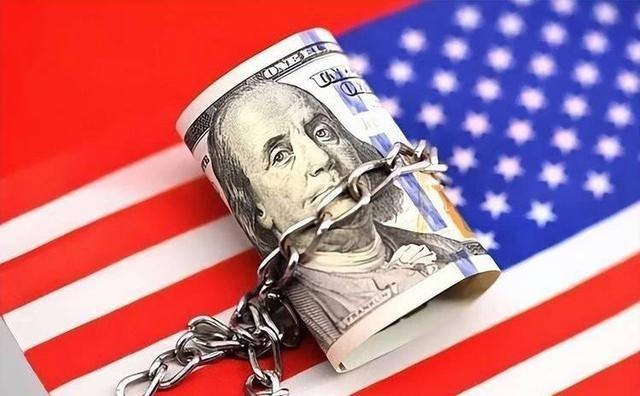 现在终于明白了，为什么特朗普与咱们的贸易战突然熄火了，原来不是美国政府认输了，而