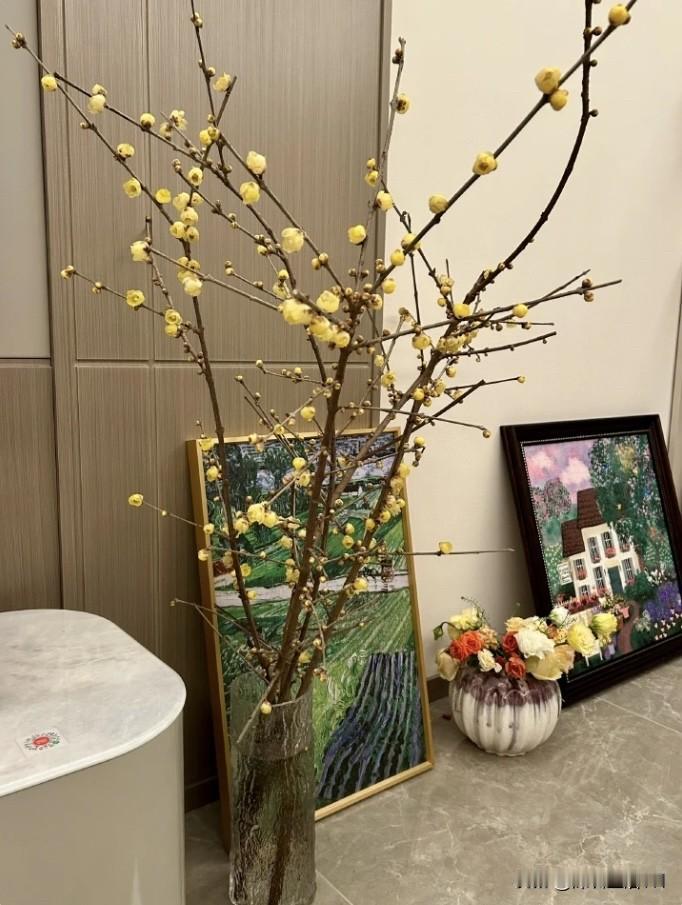 有一个女同事，离异带女儿一起生活。半年前，她谈了一个男朋友，两人交往一个多月后，