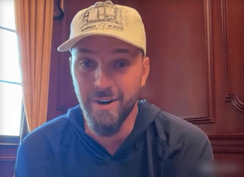 NBA头号薪水小偷帕森斯，终于扒下了所有打工人的底裤。好多人追着骂他职业道德
