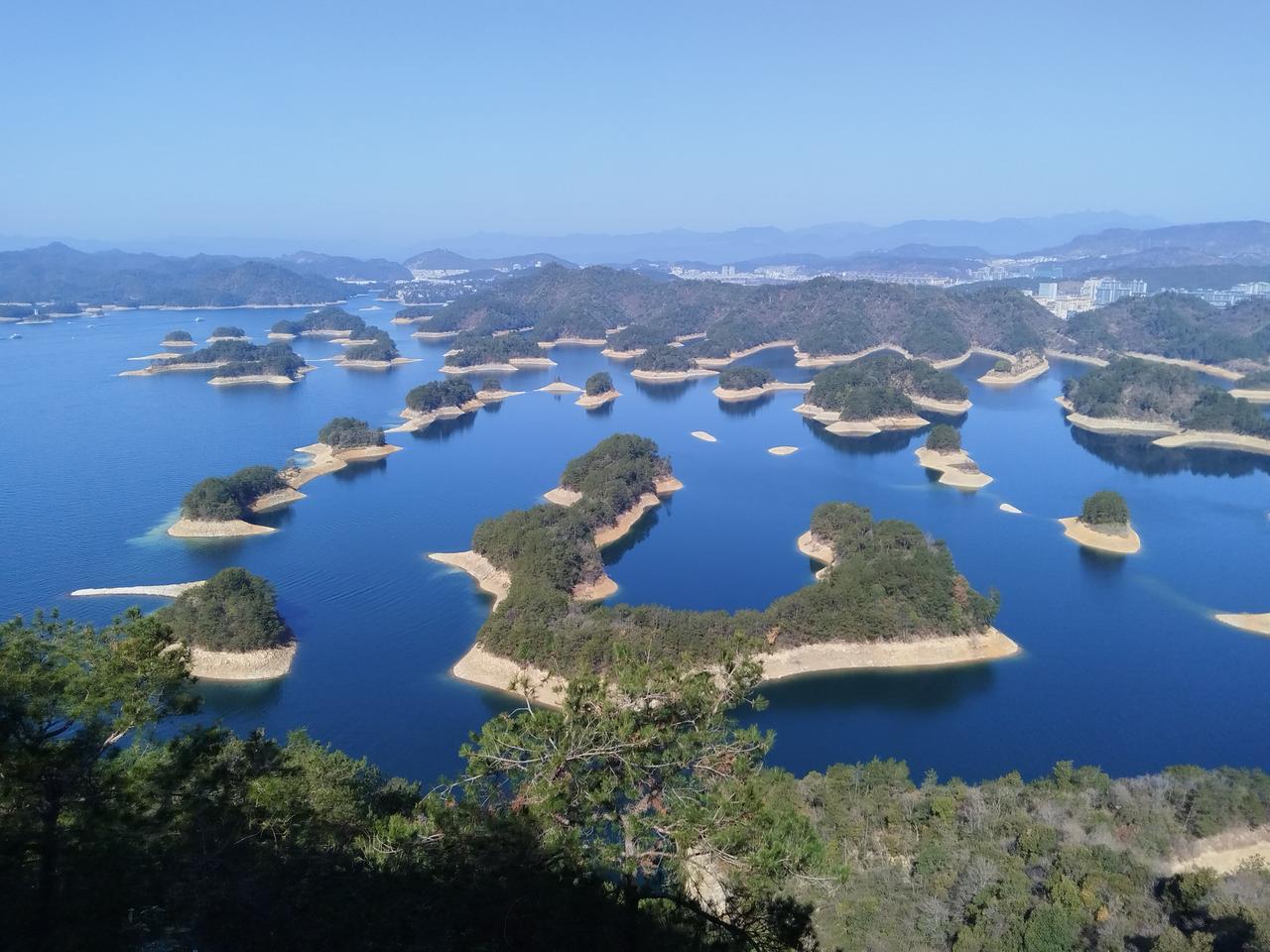 亲临其境，领悟千岛湖的美。