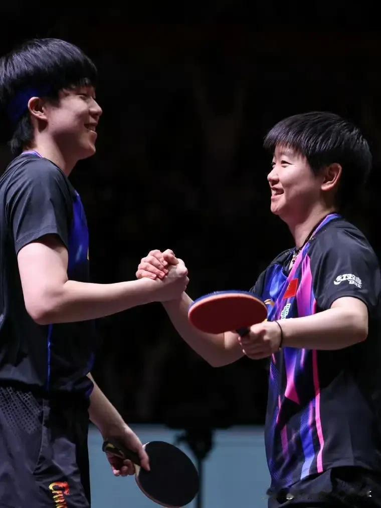 孙颖莎/王楚钦的混双还差哪些冠军没有拿？🔸青奥会混双冠军有了！🔹世青赛混