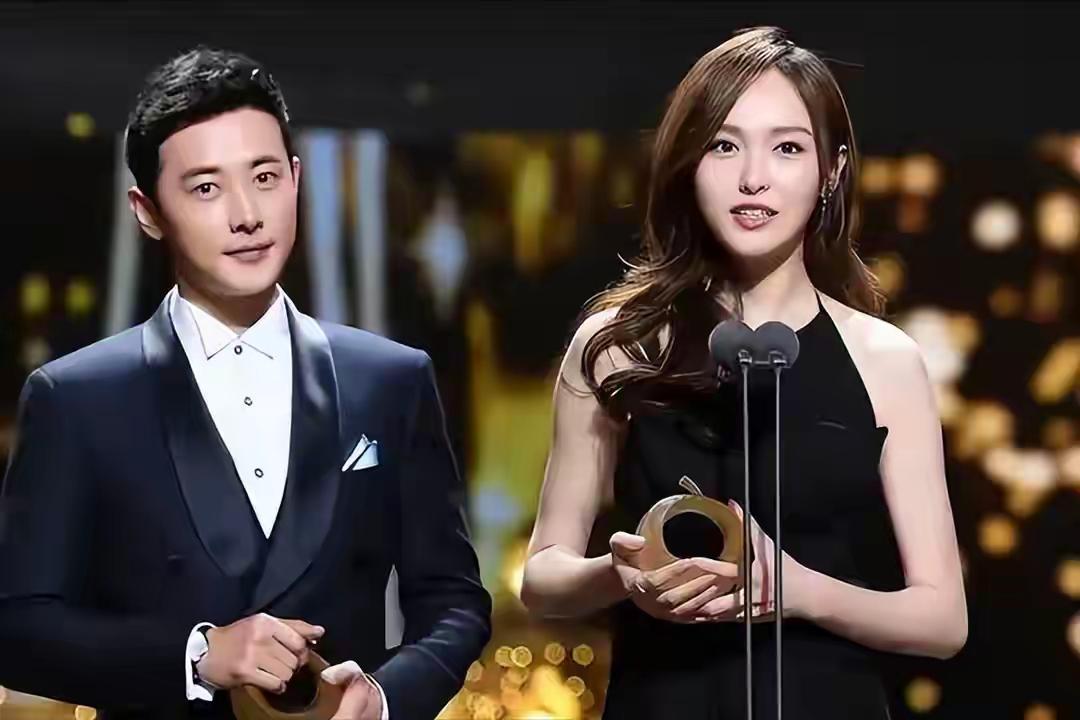 罗晋父亲离世的消息，给沸沸扬扬的婚变传闻写下了最沉重的注解——成年人的沉默从不是