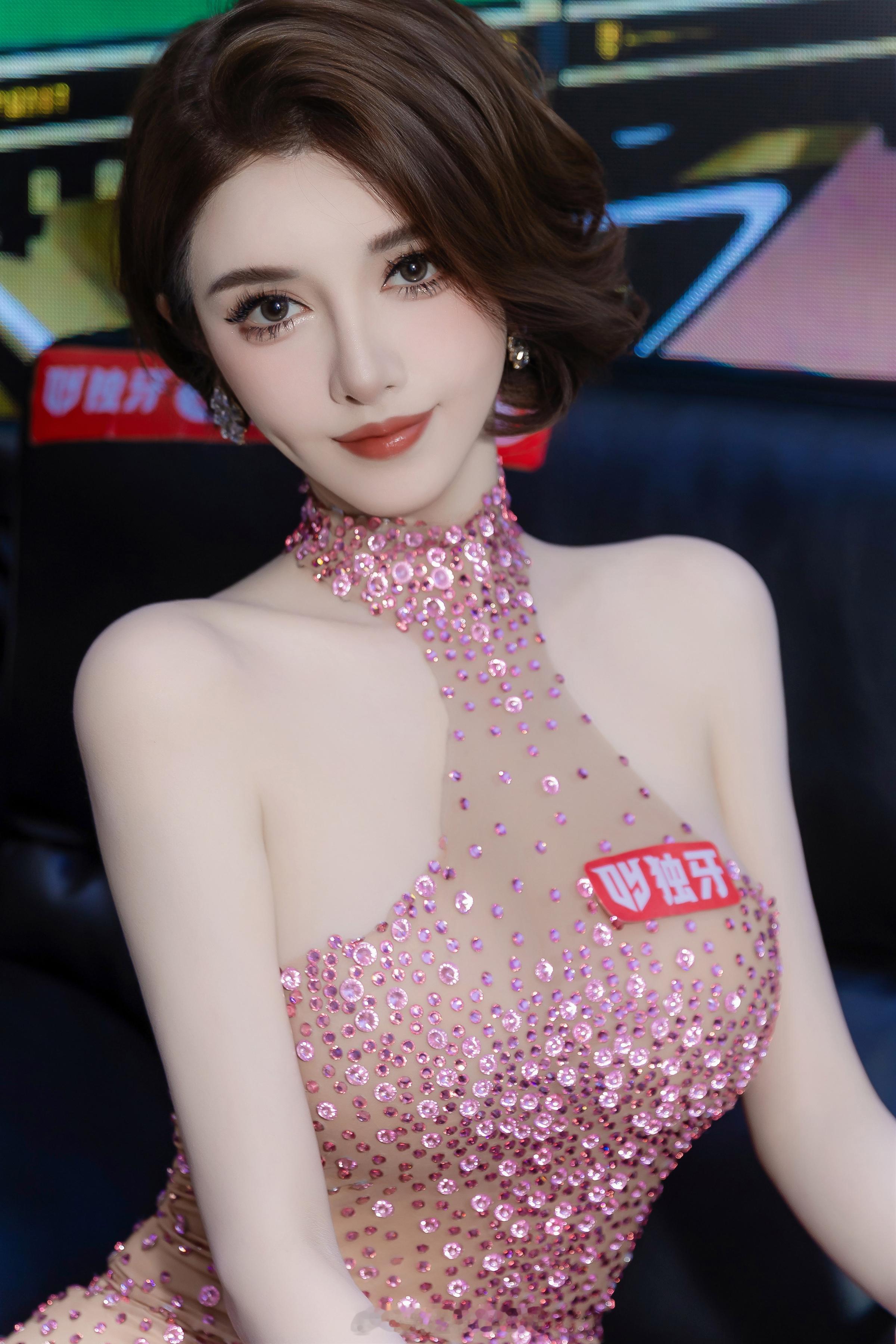 你的宝广州约拍宅男女神广州国际台球展美女如云车模人像写真抄送