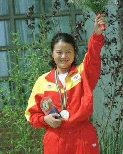 1992年巴塞罗那奥运会上，张山打出了一个后来几乎无法复制的成绩。那届奥运会的飞