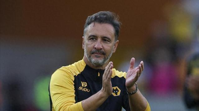 那天下午我正刷着手机，屏幕上的体育新闻推送一个接一个跳出来。上海申花这支老牌球队