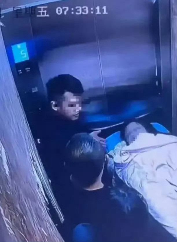 金昊被判处死刑主犯金昊：因情感纠纷家暴妻子刘某某致其死亡，以故意杀人罪被判死刑，