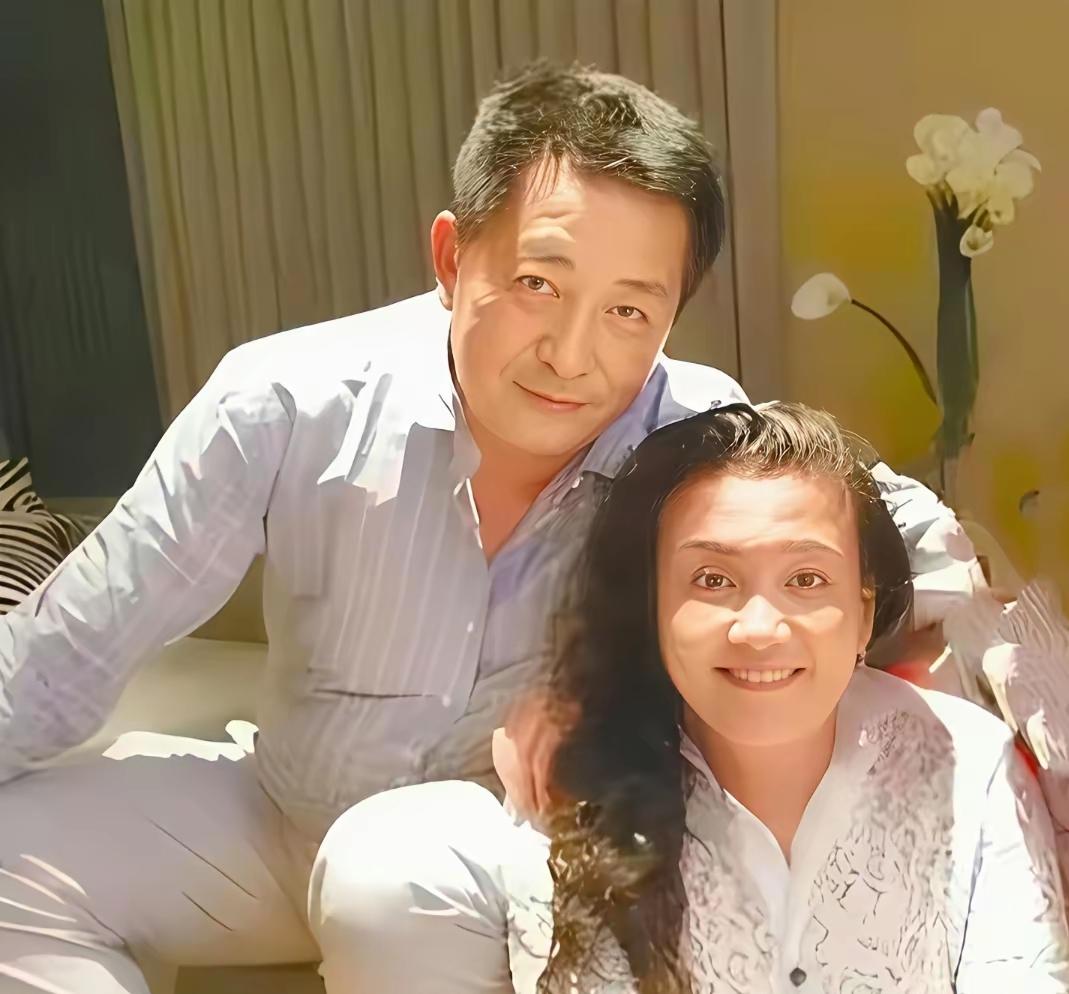 最让人羡慕的人，是兰姐前夫汪大爷！年轻时兰姐怀着孕，他说走就走，一整个家，老