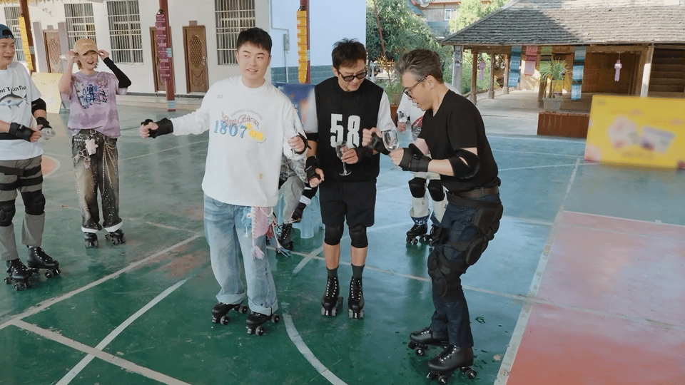 李乃文五哈好努力哈哈哈哈哈李乃文在五哈把努力刻进了骨子里，面对陌生的高空与水上项