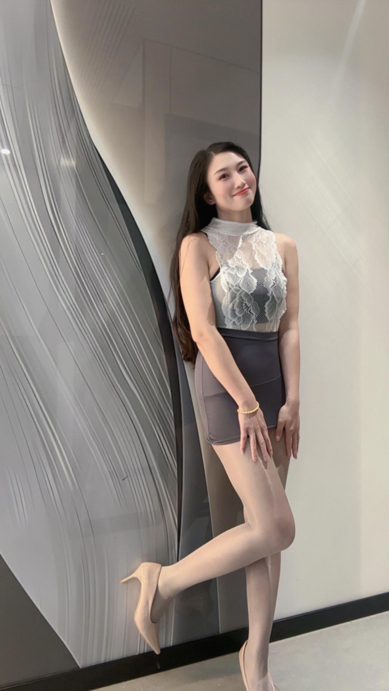 轻熟姐姐感御姐穿搭