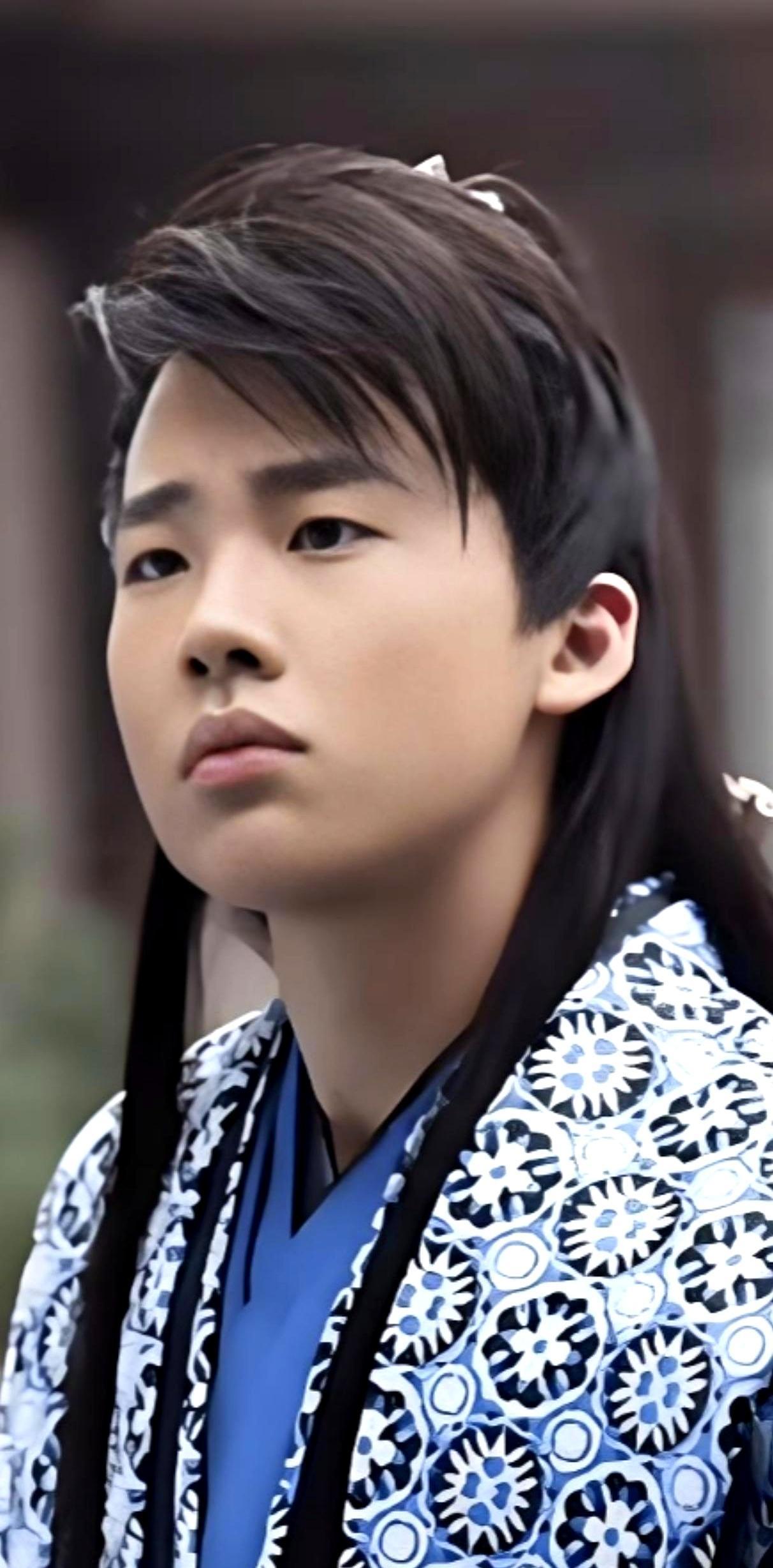 郭麒麟可能因为300万，彻底丢了“范思辙”。《庆余年3》片酬谈判，卡死了。他