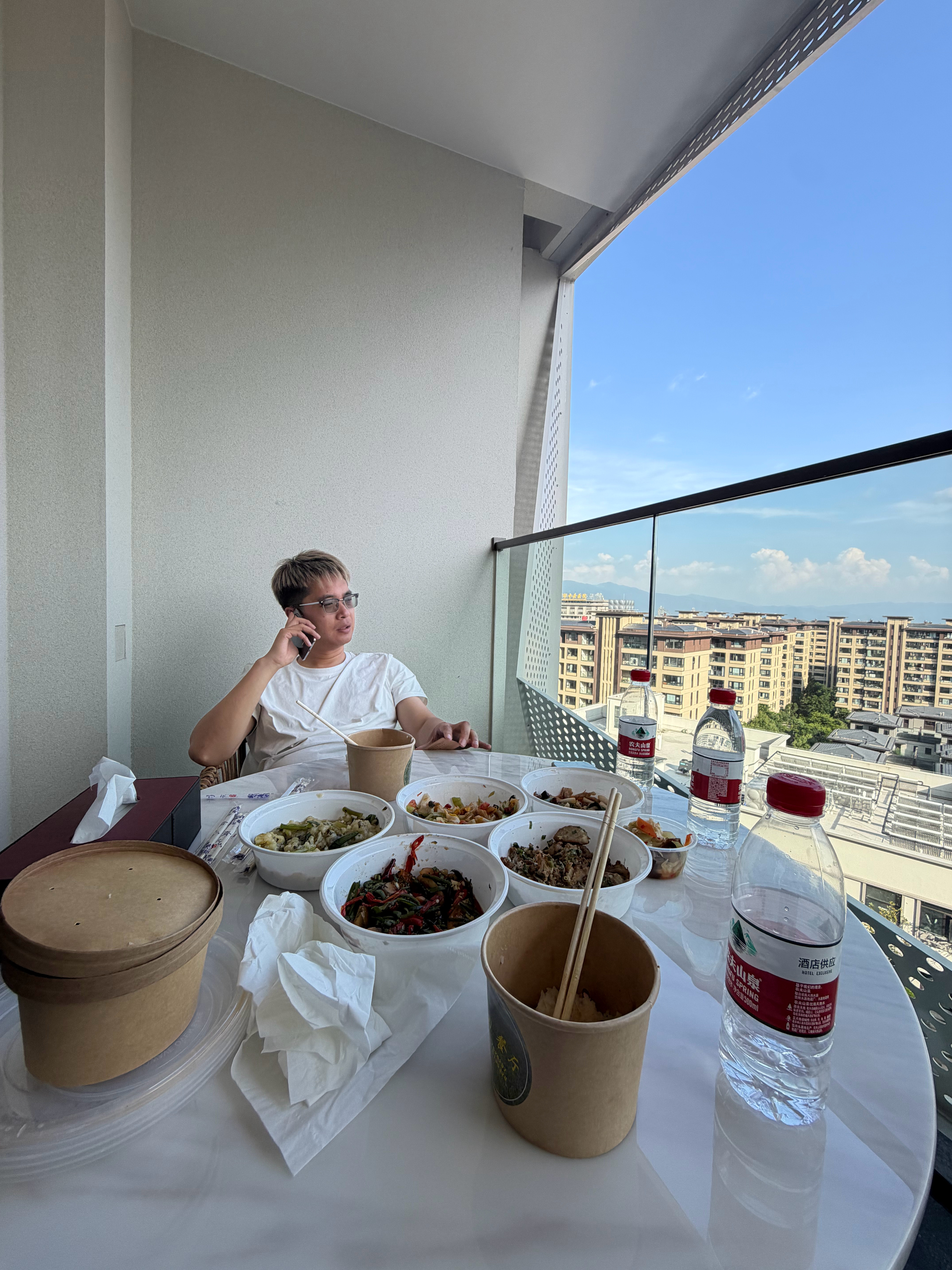 和的阳台下午茶，略带了一些云南本土风情，量大还管饱腾冲