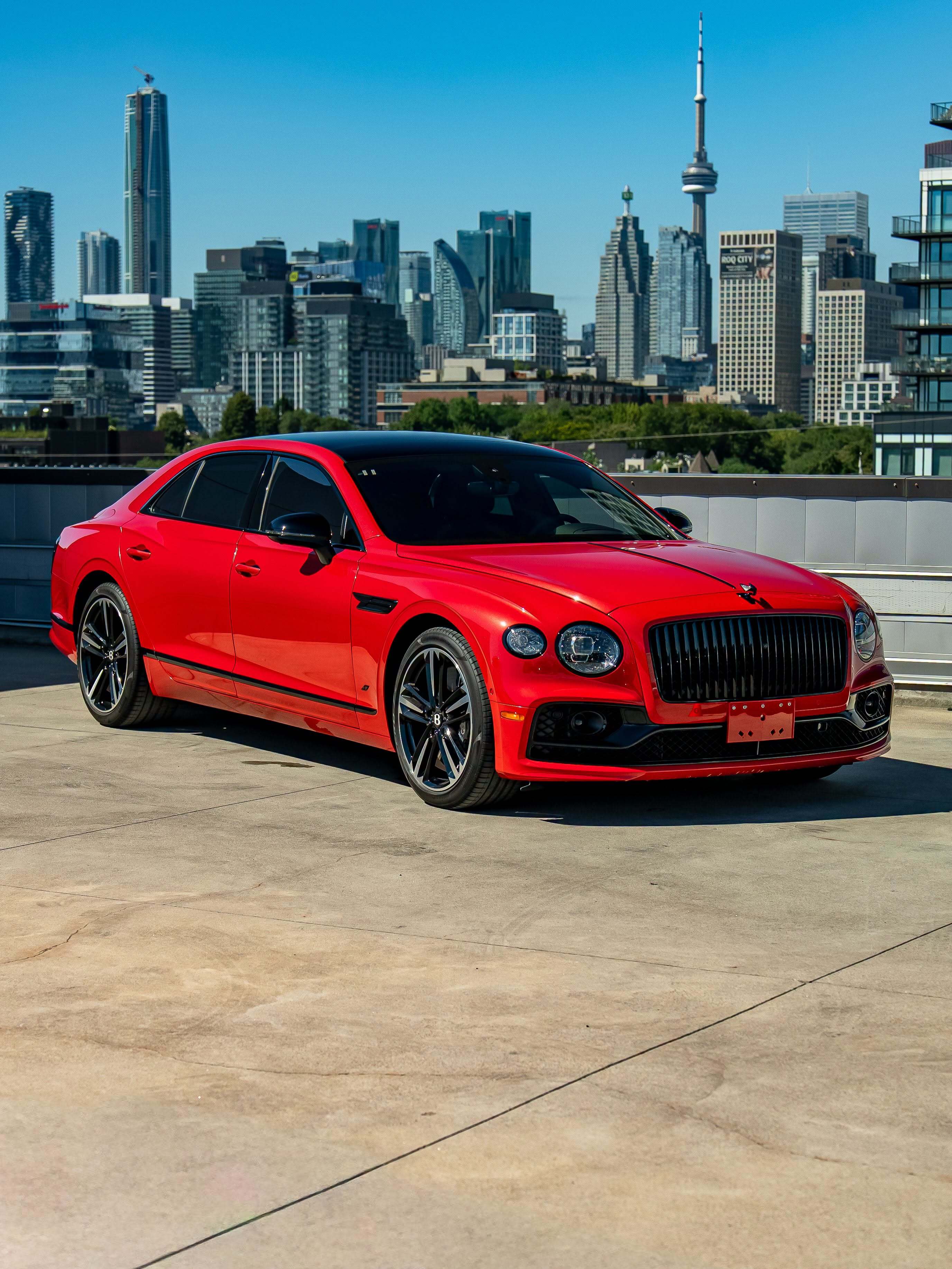 BentleyFlyingSpurSpeed宾利宾利飞驰大红色的飞驰非常少