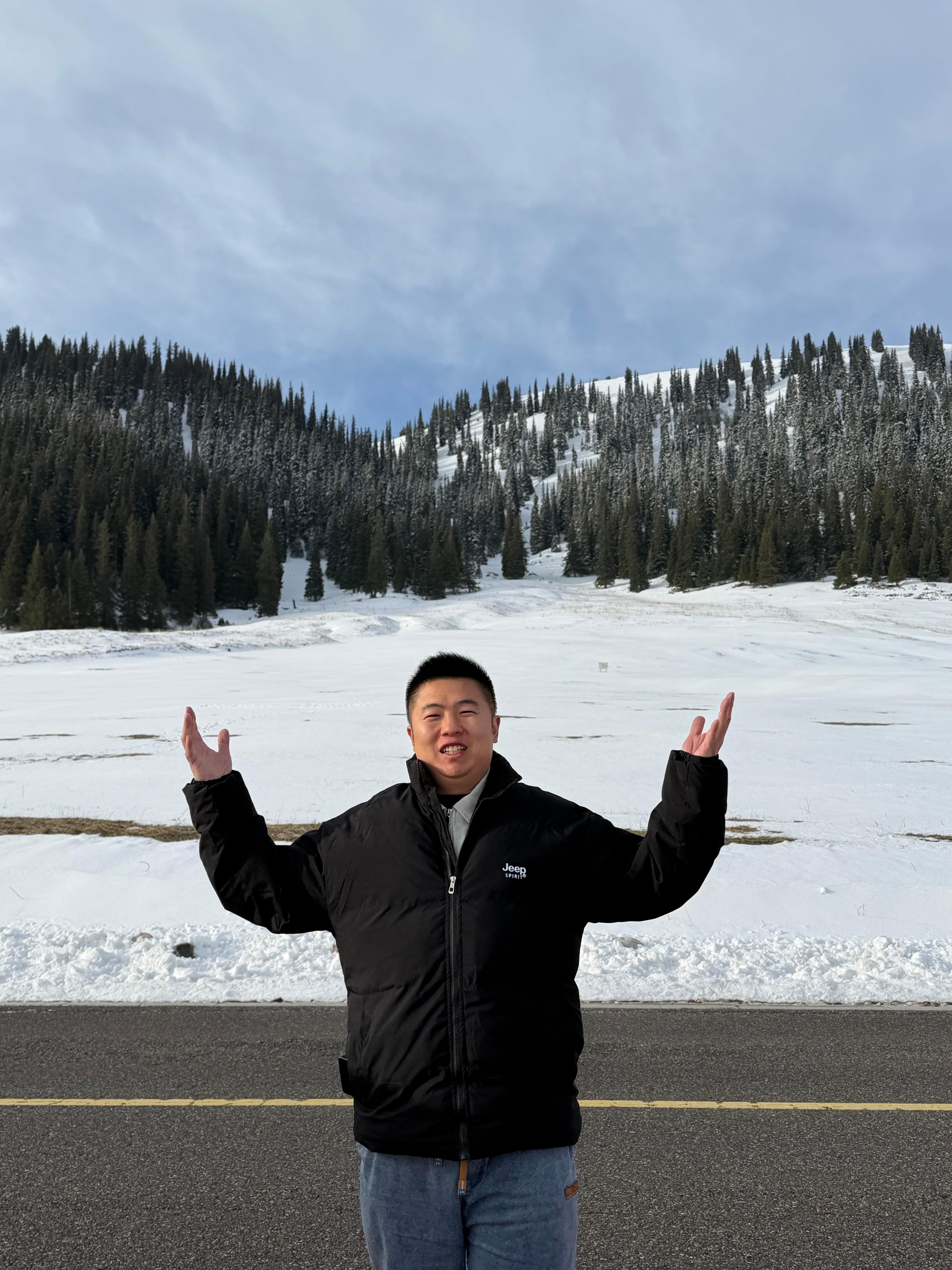 今天驰骋了一次1000km的往返，只有不到24小时的时间，租车，狂奔，环湖，都没