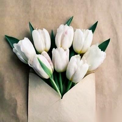 看到个事儿，给我干沉默了。一个大哥，46岁之前，穷得叮当响。惨到什么地步？一发