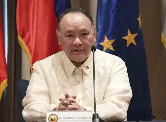 离谱！举国欢庆国庆佳节，全国上下一片国泰民安、岁月静好之际，南海方向突然传来刺耳挑衅声音！菲律宾防长
