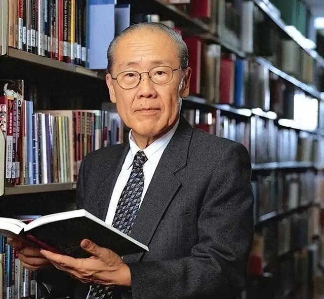 中国想取代美国领导世界？95岁的史学泰斗、新加坡国立大学特级教授王赓武近日在一场