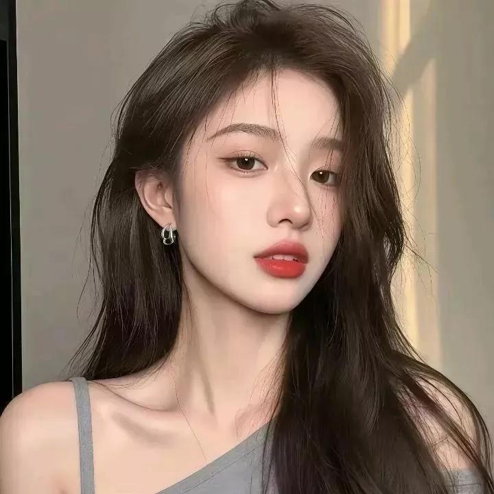 甜美少女风，气质红唇妆，清新自然美。清透少女感妆容温柔甜美风妆容元气甜妹妆容