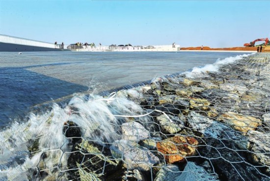 同源碧水润北疆