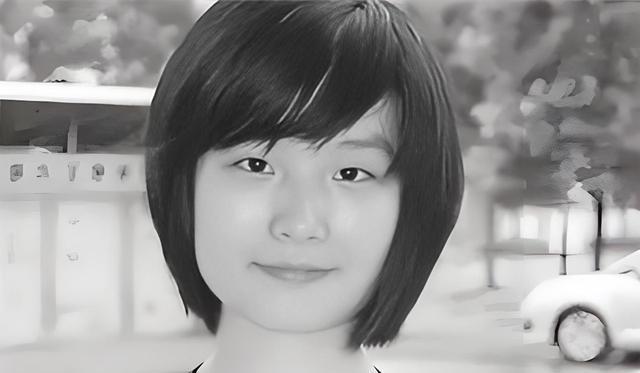 1999年，被父亲偷改志愿，湖北高考687分的女学霸错失心仪的北大，她难以接受，