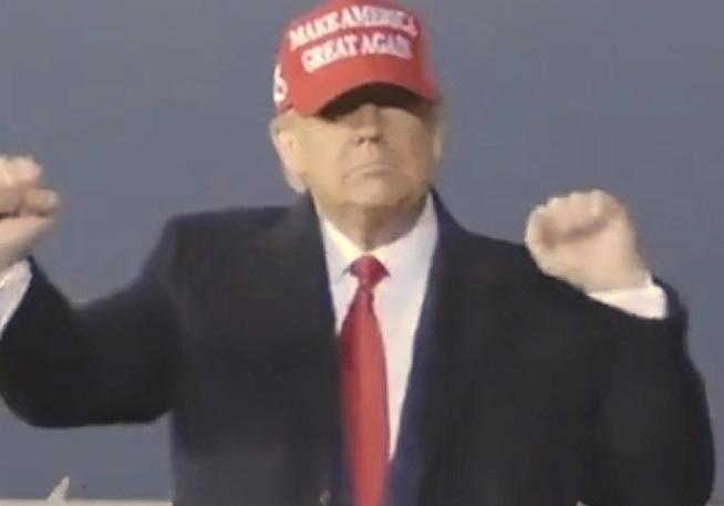 特朗普的白宫医生，爆料特朗普经常半夜在社交媒体发文的原因，特朗普的手下在白宫装了