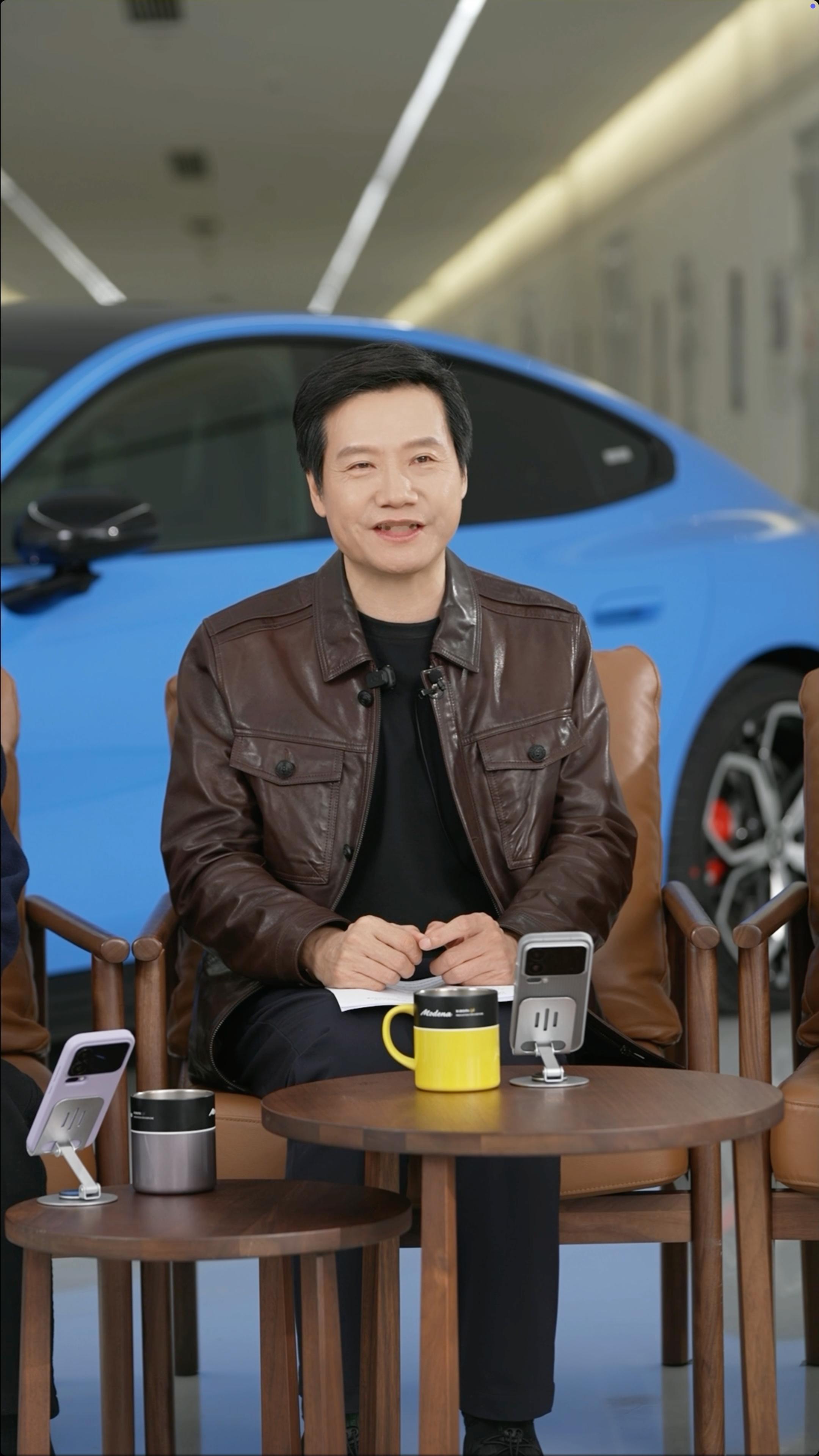 雷总直播聊到一些网友关心的问题：1、小米SU7Ultra上线《GranT