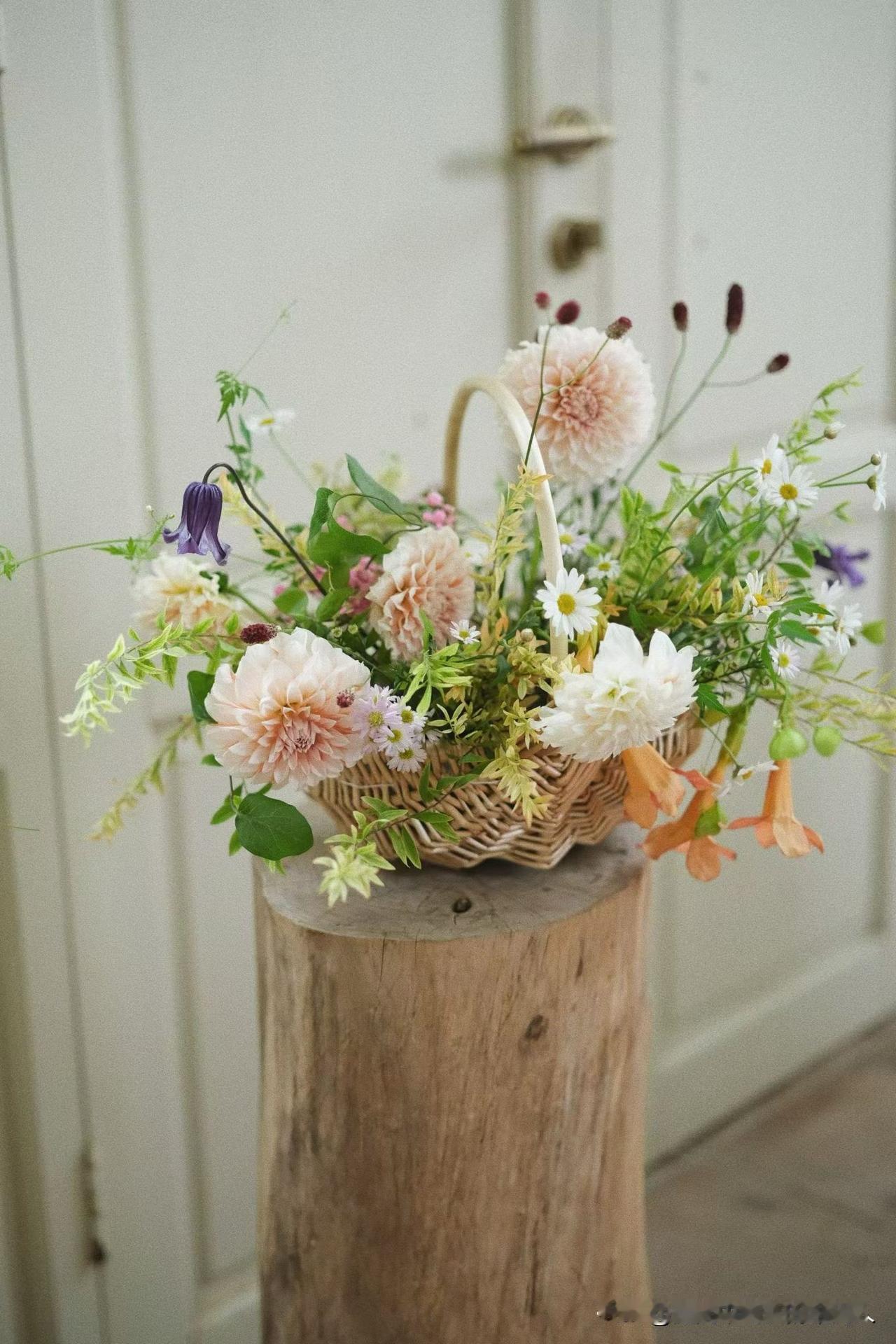 人活几十年，看多了才明白：毁掉一个孩子，根本不需要打骂，日常这些操作好多家长还